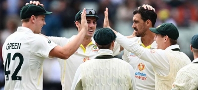 The Ashes, 3rd Test: Australia bundle out England for 185 in 1st innings | The Ashes, 3rd Test: Australia bundle out England for 185 in 1st innings
