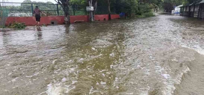 Central team visit flood-hit areas of Telangana | Central team visit flood-hit areas of Telangana