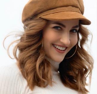 Elli AvrRam garners 4 million Instagram followers | Elli AvrRam garners 4 million Instagram followers Elli AvrRam garners 4 million Instagram followers | Elli AvrRam garners 4 million Instagram followers