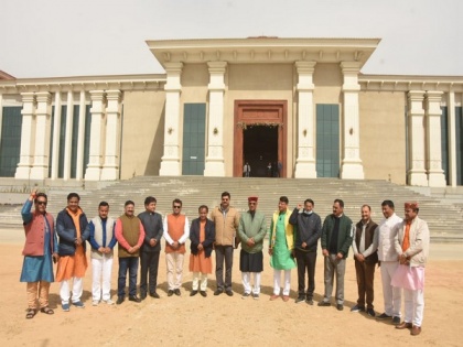 Uttarakhand CM holds meeting ahead of 'Baat kam, Kaam zyada' programme | Uttarakhand CM holds meeting ahead of 'Baat kam, Kaam zyada' programme