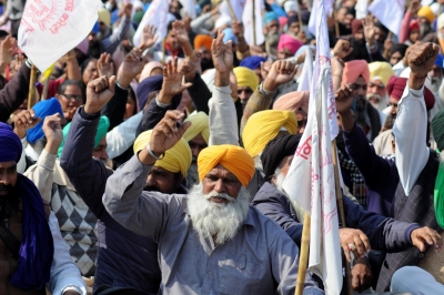 End agitation, hold talks: Modi to farmers | End agitation, hold talks: Modi to farmers