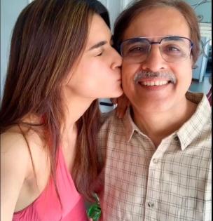 Kriti Sanon will always be 'Daddy's little girl' | Kriti Sanon will always be 'Daddy's little girl'