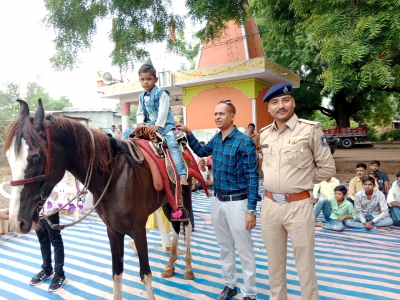 This Gujarat school makes the first day special | This Gujarat school makes the first day special