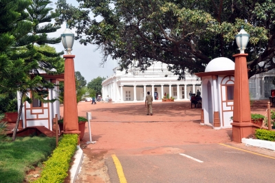 President to arrive in Hyderabad on Tuesday for southern sojourn | President to arrive in Hyderabad on Tuesday for southern sojourn President to arrive in Hyderabad on Tuesday for southern sojourn | President to arrive in Hyderabad on Tuesday for southern sojourn