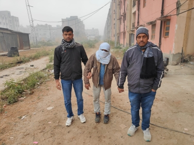 Man accused of kidnapping, raping 5 yr-old girl held in Delhi | Man accused of kidnapping, raping 5 yr-old girl held in Delhi Man accused of kidnapping, raping 5 yr-old girl held in Delhi | Man accused of kidnapping, raping 5 yr-old girl held in Delhi