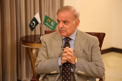 Shehbaz decries 'callous IMF' amid flood devastation | Shehbaz decries 'callous IMF' amid flood devastation