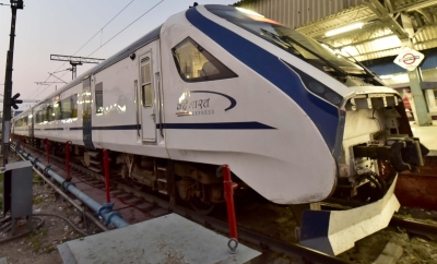 Vande Bharat completes 1 year, earns Rs 92 cr for railways | Vande Bharat completes 1 year, earns Rs 92 cr for railways Vande Bharat completes 1 year, earns Rs 92 cr for railways | Vande Bharat completes 1 year, earns Rs 92 cr for railways