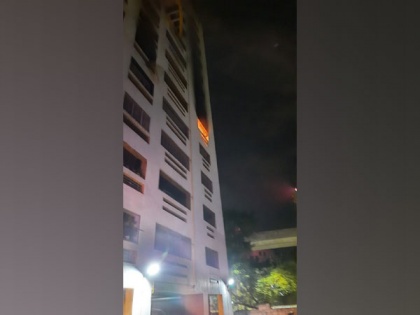 Maharashtra: Fire breaks out at residential building in Thane, no causality reported | Maharashtra: Fire breaks out at residential building in Thane, no causality reported