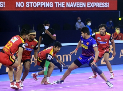 PKL 8: Bengaluru Bulls and Dabang Delhi share the spoils | PKL 8: Bengaluru Bulls and Dabang Delhi share the spoils