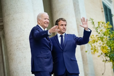 Biden meets Macron, seeks to rebuild trust | Biden meets Macron, seeks to rebuild trust