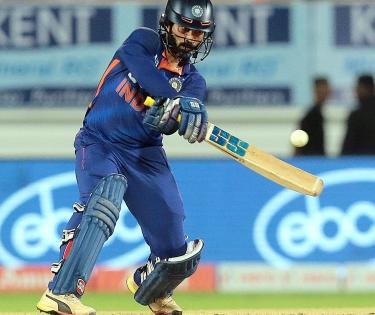IND v SA, 4th T20I: Dinesh Karthik's career-best knock takes India to a competitive 169/6 | IND v SA, 4th T20I: Dinesh Karthik's career-best knock takes India to a competitive 169/6