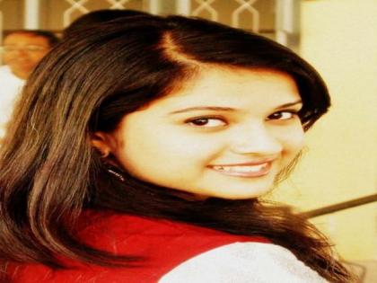 Shiv Sena (UBT) uneasy over buzz of SIT probe into Disha Salian case | Shiv Sena (UBT) uneasy over buzz of SIT probe into Disha Salian case Shiv Sena (UBT) uneasy over buzz of SIT probe into Disha Salian case | Shiv Sena (UBT) uneasy over buzz of SIT probe into Disha Salian case