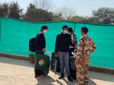 3 IAF personnel quarantined, 1 was found near Markaz | 3 IAF personnel quarantined, 1 was found near Markaz