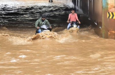 Incessant rains leave major dams brimming in K'taka, many places in Bengaluru inundated | Incessant rains leave major dams brimming in K'taka, many places in Bengaluru inundated