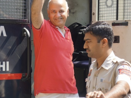 Sisodia couldn't meet ailing wife as her condition deteriorated | Sisodia couldn't meet ailing wife as her condition deteriorated