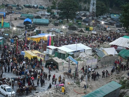 Amarnath Yatra halted due to bad weather in Kashmir | Amarnath Yatra halted due to bad weather in Kashmir