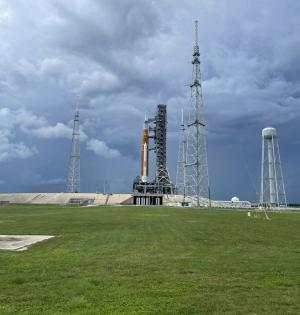 NASA delays mission to take humans back to Moon until 2025 | NASA delays mission to take humans back to Moon until 2025 NASA delays mission to take humans back to Moon until 2025 | NASA delays mission to take humans back to Moon until 2025