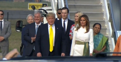 Trump arrives in Agra to visit Taj | Trump arrives in Agra to visit Taj