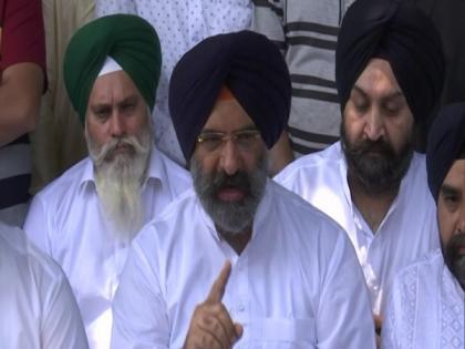 Why are J-K regional parties silent on 'abduction' of Sikh girls in Srinagar, asks DSGMC chief | Why are J-K regional parties silent on 'abduction' of Sikh girls in Srinagar, asks DSGMC chief
