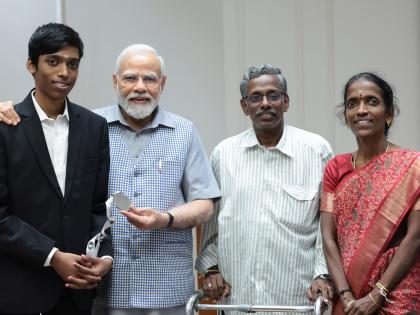 'Proud of you', says PM after meeting chess prodigy Praggnanandhaa | 'Proud of you', says PM after meeting chess prodigy Praggnanandhaa 'Proud of you', says PM after meeting chess prodigy Praggnanandhaa | 'Proud of you', says PM after meeting chess prodigy Praggnanandhaa