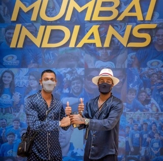 IPL 2021: Pandya brothers join Mumbai Indians camp in UAE | IPL 2021: Pandya brothers join Mumbai Indians camp in UAE