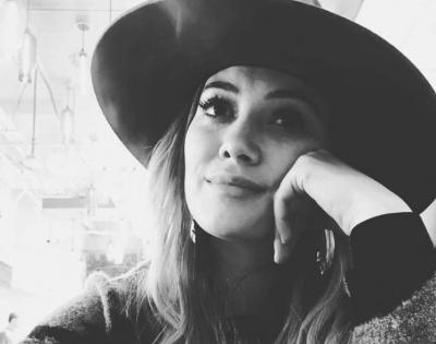 Hilary Duff shows off baby bump in new family update | Hilary Duff shows off baby bump in new family update Hilary Duff shows off baby bump in new family update | Hilary Duff shows off baby bump in new family update