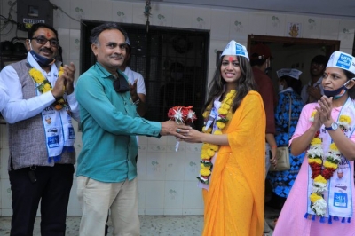 Gujarat: 22-year-old Payal Patel of AAP becomes youngest corporator of Surat | Gujarat: 22-year-old Payal Patel of AAP becomes youngest corporator of Surat