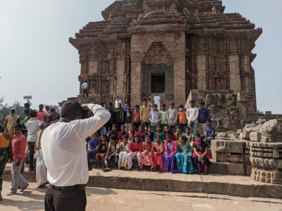 Photographers, guides of Sun Temple see a ray of hope | Photographers, guides of Sun Temple see a ray of hope