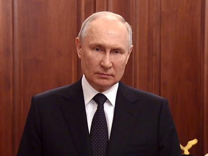 Speculation over Putin's whereabouts amid reports his plane left Moscow | Speculation over Putin's whereabouts amid reports his plane left Moscow