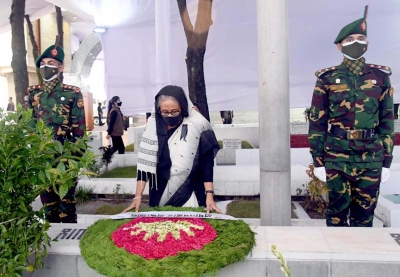B'desh PM pays homage on National Mourning Day | B'desh PM pays homage on National Mourning Day