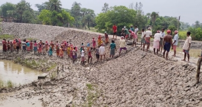 Women's share of MGNREGA jobs in Bengal not proportionate to state average | Women's share of MGNREGA jobs in Bengal not proportionate to state average