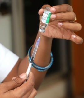 Bengaluru preps vaccinate kids in 15-18 age group | Bengaluru preps vaccinate kids in 15-18 age group
