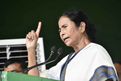 Mamata launches new housing scheme for poor people | Mamata launches new housing scheme for poor people Mamata launches new housing scheme for poor people | Mamata launches new housing scheme for poor people