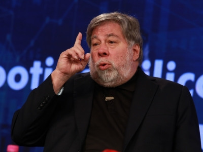 Apple co-founder Wozniak sues Google, YouTube over Bitcoin scam | Apple co-founder Wozniak sues Google, YouTube over Bitcoin scam