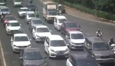 Man drags Navi Mumbai traffic cop 19-kms on car bonnet, nabbed | Man drags Navi Mumbai traffic cop 19-kms on car bonnet, nabbed