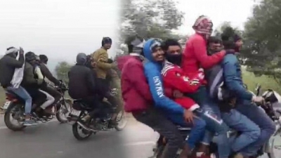14 men on three bikes booked for performing stunts in UP | 14 men on three bikes booked for performing stunts in UP