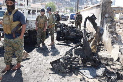 Blast targeting Yemeni govt officials in Aden kills 5 | Blast targeting Yemeni govt officials in Aden kills 5