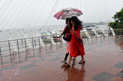 IMD issues alert predicting heavy rain in Kerala for next 5 days | IMD issues alert predicting heavy rain in Kerala for next 5 days