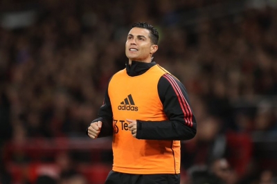 Ronaldo scores on return as Manchester United qualify for Europa League knockout stage | Ronaldo scores on return as Manchester United qualify for Europa League knockout stage