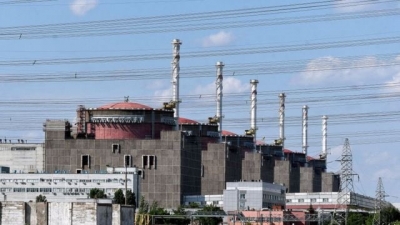 IAEA team sets off to inspect Ukraine's Zaporizhzhya nuke plant | IAEA team sets off to inspect Ukraine's Zaporizhzhya nuke plant