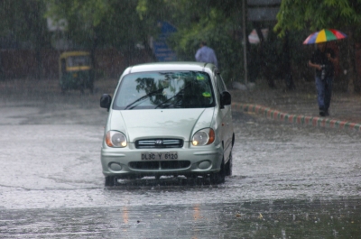 Delhi ends February with fresh rain spell | Delhi ends February with fresh rain spell Delhi ends February with fresh rain spell | Delhi ends February with fresh rain spell