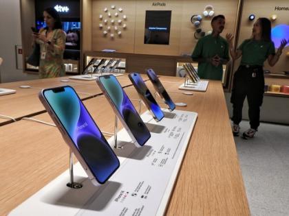 Apple likely to manufacture iPhones worth Rs 3.36 lakh crore in India by FY26 | Apple likely to manufacture iPhones worth Rs 3.36 lakh crore in India by FY26 Apple likely to manufacture iPhones worth Rs 3.36 lakh crore in India by FY26 | Apple likely to manufacture iPhones worth Rs 3.36 lakh crore in India by FY26