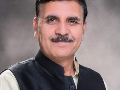 Instead of answering questions, Mahua Moitra walked out to divert attention from real issue: Vinod Sonkar | Instead of answering questions, Mahua Moitra walked out to divert attention from real issue: Vinod Sonkar Instead of answering questions, Mahua Moitra walked out to divert attention from real issue: Vinod Sonkar | Instead of answering questions, Mahua Moitra walked out to divert attention from real issue: Vinod Sonkar