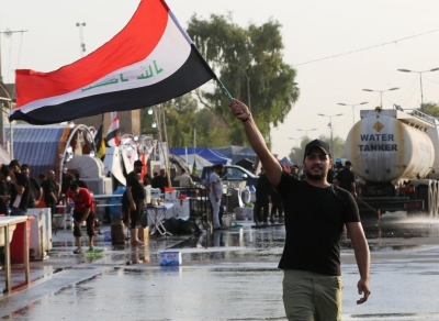 Hundreds of Iraqis protest over devaluation of currency | Hundreds of Iraqis protest over devaluation of currency