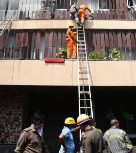 Lucknow hotel to be demolished after fire incident | Lucknow hotel to be demolished after fire incident