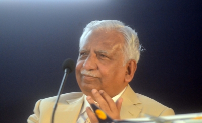CBI searches Jet Airways offices, Naresh Goyal's residence in bank fraud case | CBI searches Jet Airways offices, Naresh Goyal's residence in bank fraud case CBI searches Jet Airways offices, Naresh Goyal's residence in bank fraud case | CBI searches Jet Airways offices, Naresh Goyal's residence in bank fraud case