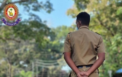 Kerala Police under fire for 'lax security' while taking Saifi from Ratnagiri to Kozhikode | Kerala Police under fire for 'lax security' while taking Saifi from Ratnagiri to Kozhikode