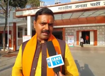 BJP spokesman lodges complaint against Akhilesh | BJP spokesman lodges complaint against Akhilesh