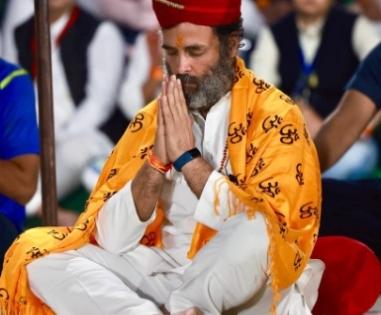 Bharat Jodo Yatra: Rahul prays at Omkareshwar temple in MP | Bharat Jodo Yatra: Rahul prays at Omkareshwar temple in MP