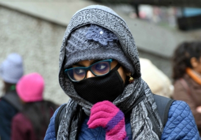 Researchers develop face mask that makes wearer less infectious | Researchers develop face mask that makes wearer less infectious